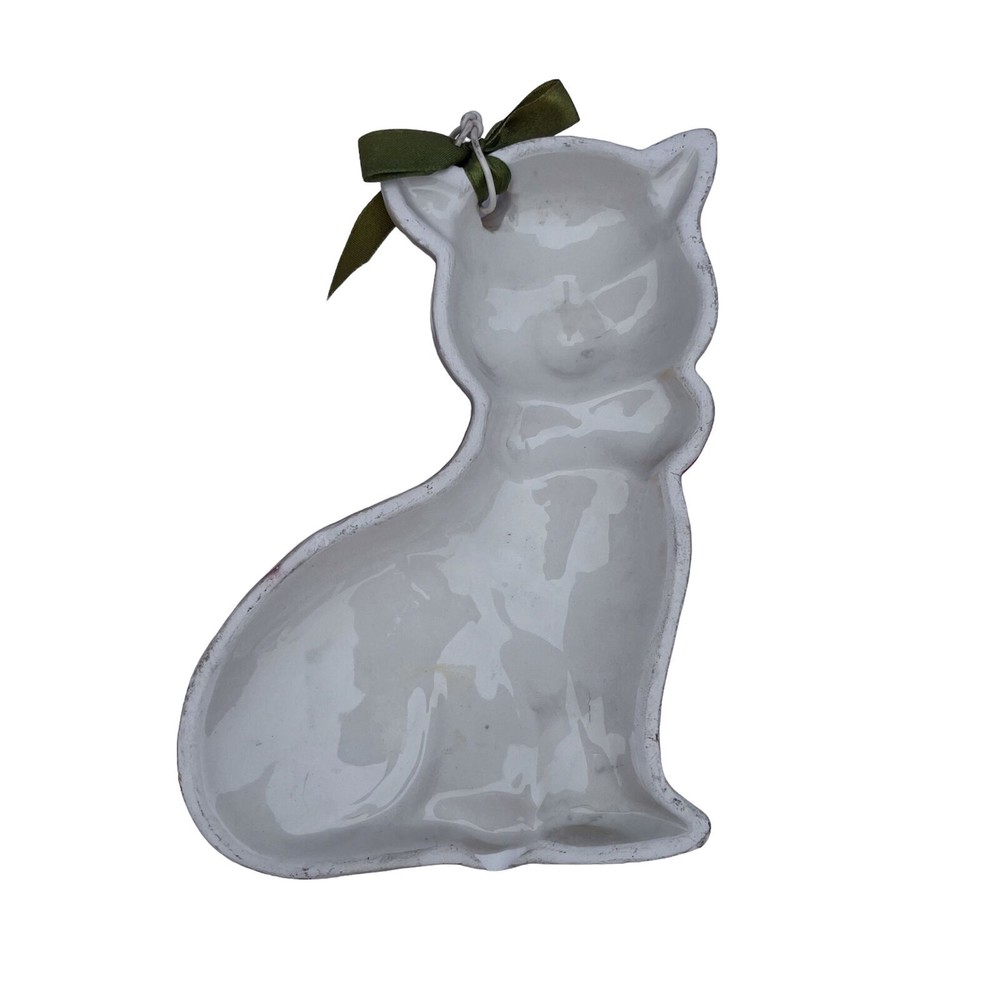 Vintage Porcelain Hanging Decoration Wall Decor  Cat with a‎ Bow - CUTE! - Picture 2 of 3